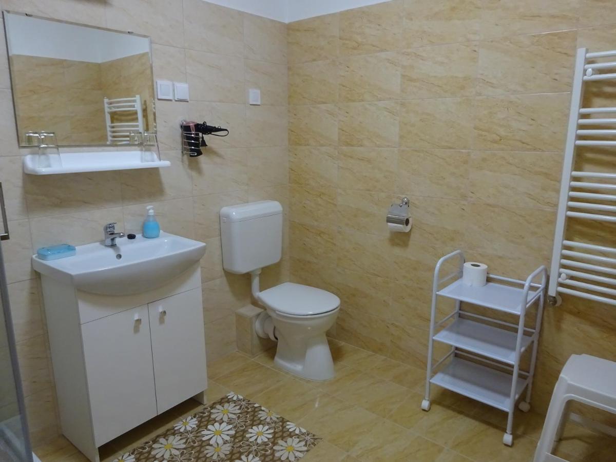 Апартаменты Era Apartman Харканы Экстерьер фото